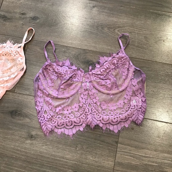 SALE“Lily” Lace Bralette // Light Purple - Picture 2 of 3